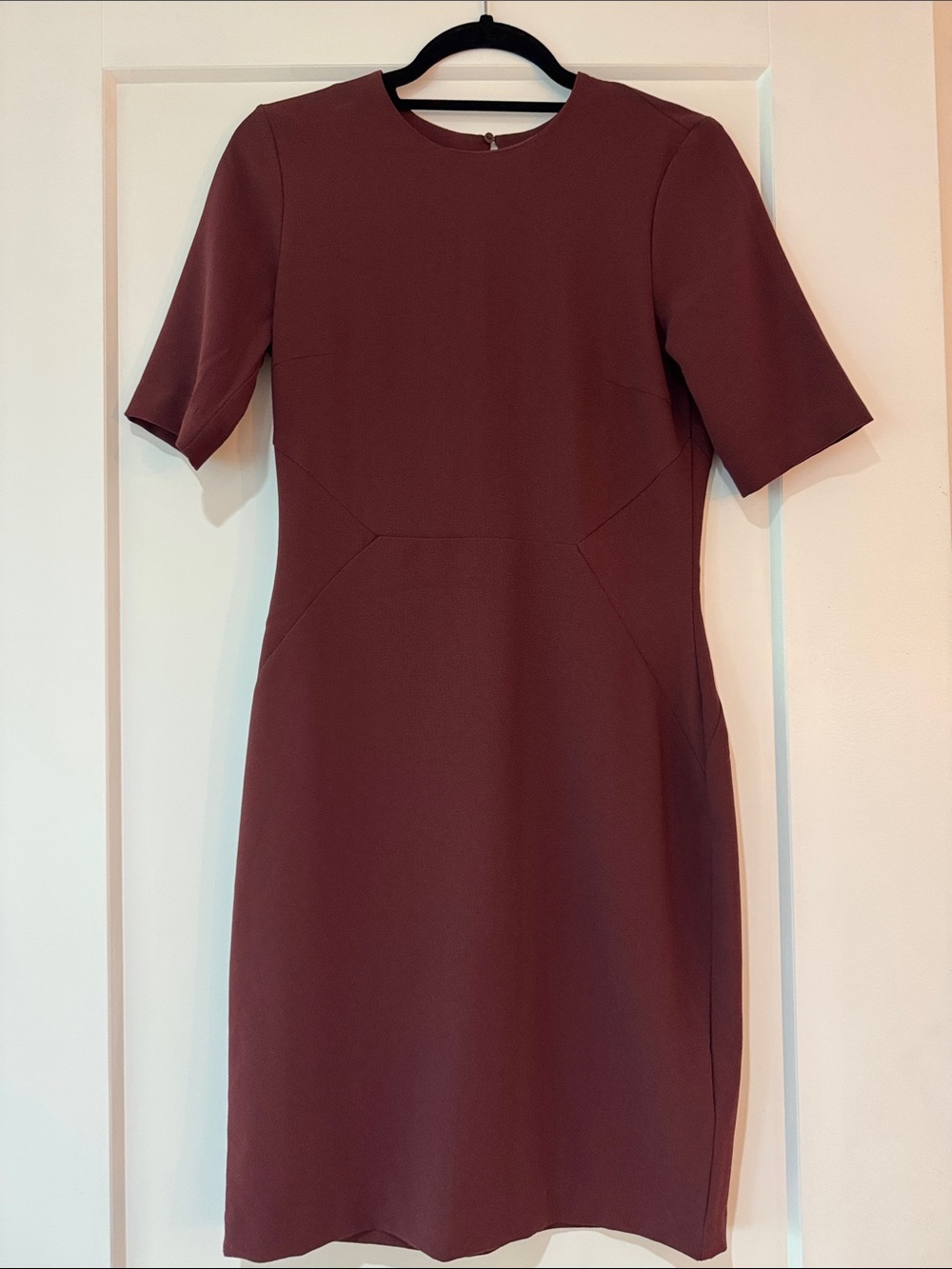 H&M Burgundy Short-Sleeve Midi Sheath Dress